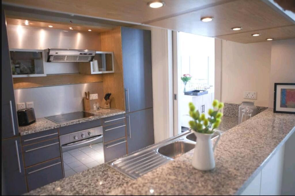 Dubai Marina 1 Bedroom Apt. Walking Distance Jbr. Exterior photo